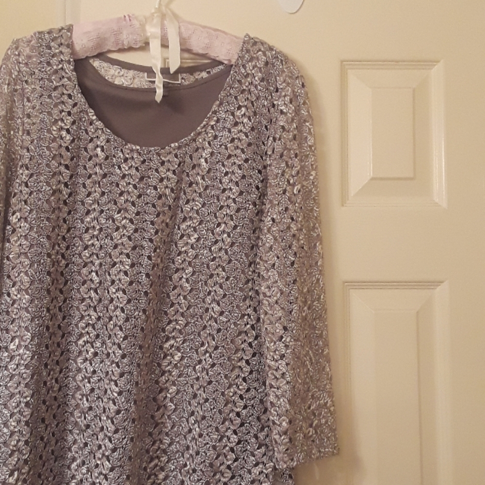 Ladies top